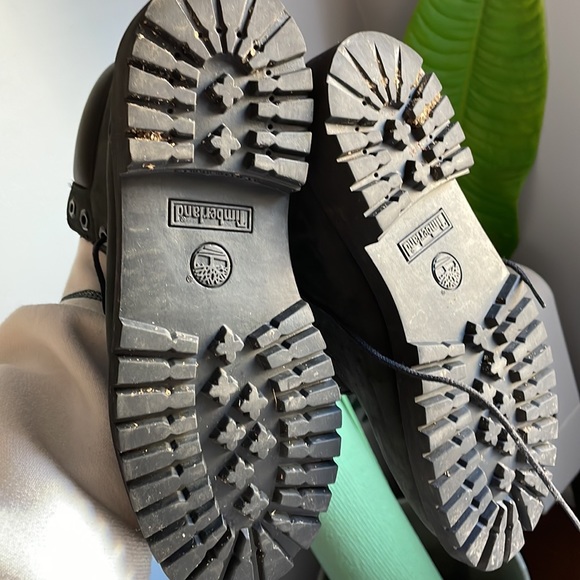 Suede Timberlands - Picture 2 of 2